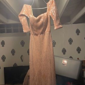 Dress worn only one time